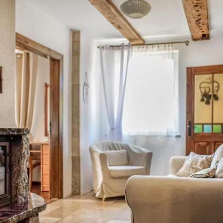 بيت للعطل Gorgeous In أوسترونيه مورسكية